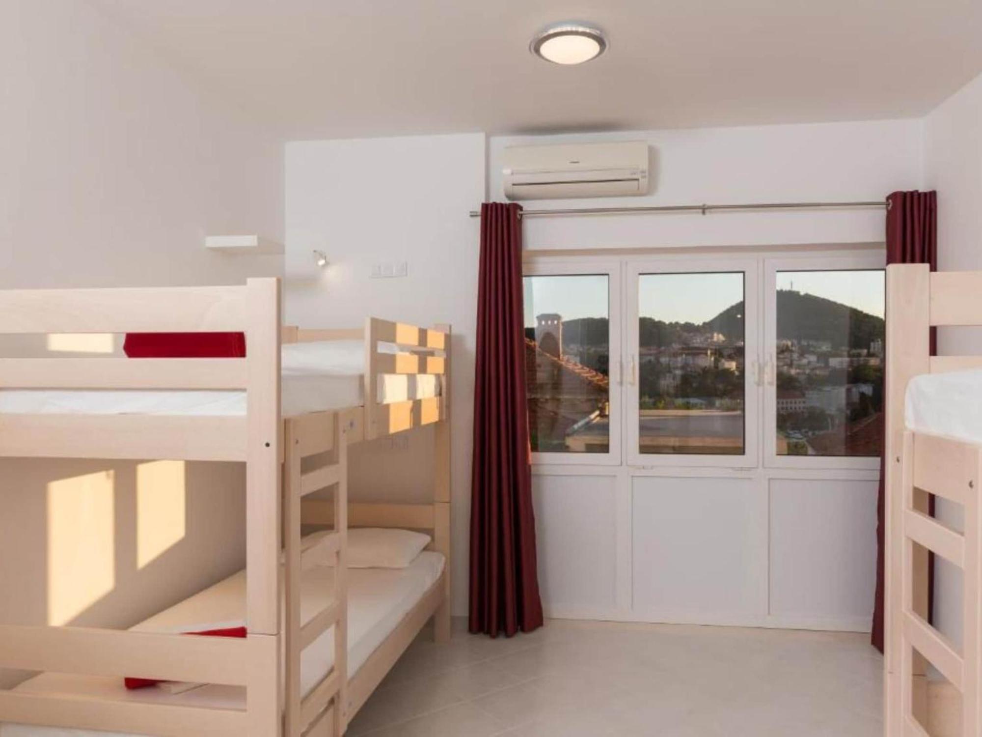 Free Bird - Bed In Five Bed Mixed 4 * Dubrovnik