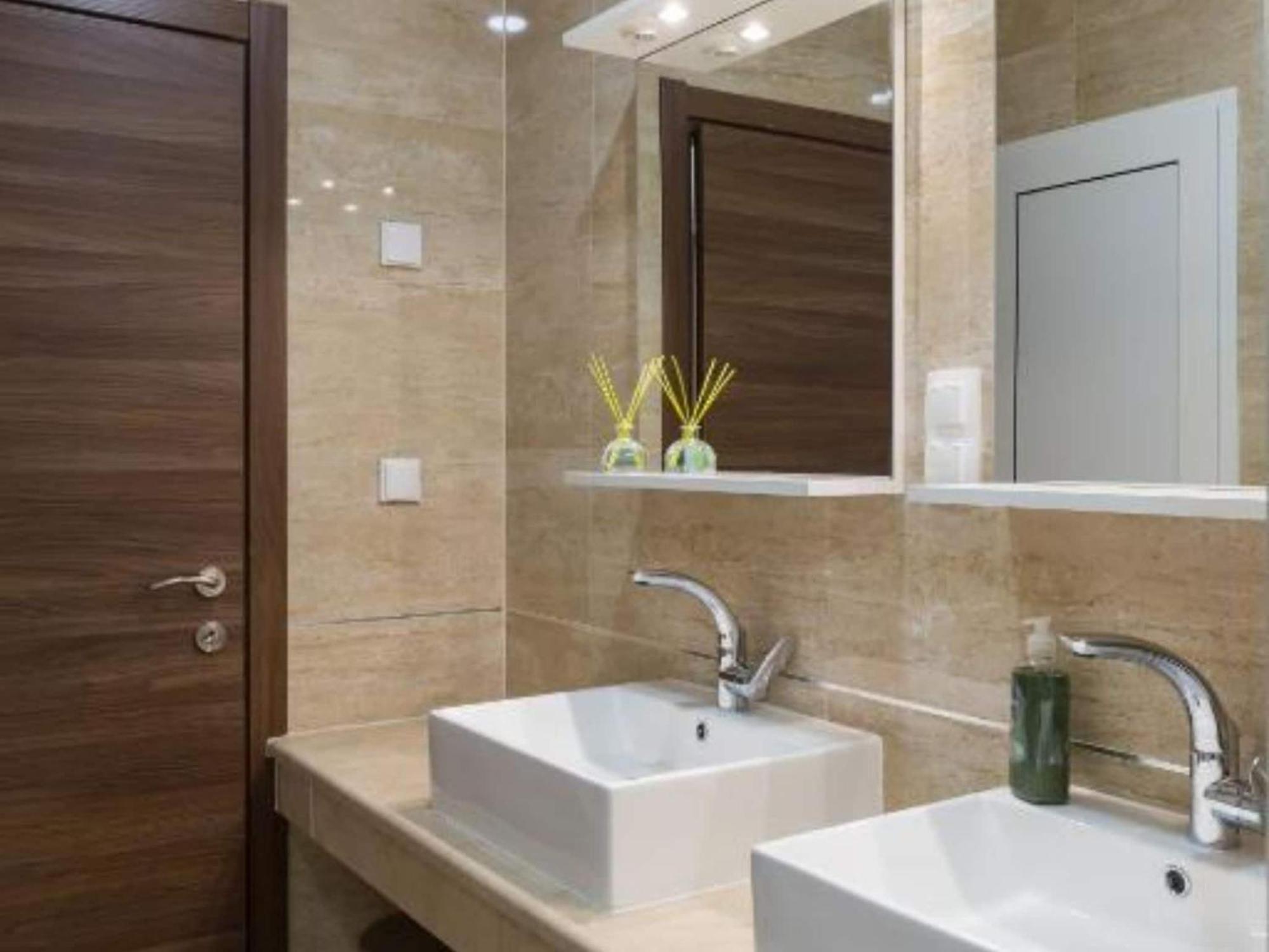 Free Bird - Bed In Five Bed Mixed 4 * Dubrovnik